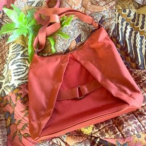 🔥BAGGALLINI Crossbody Purse☀️